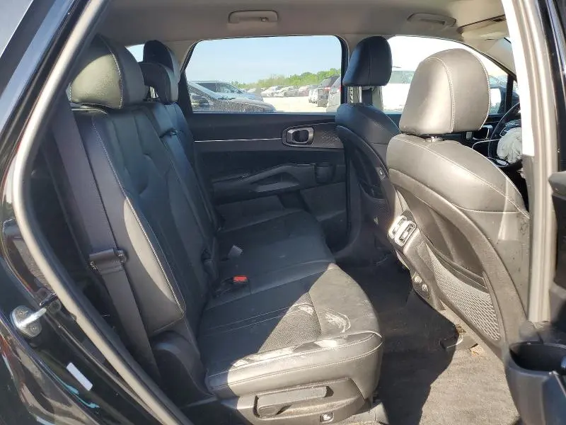 2022 KIA SORENTO S  