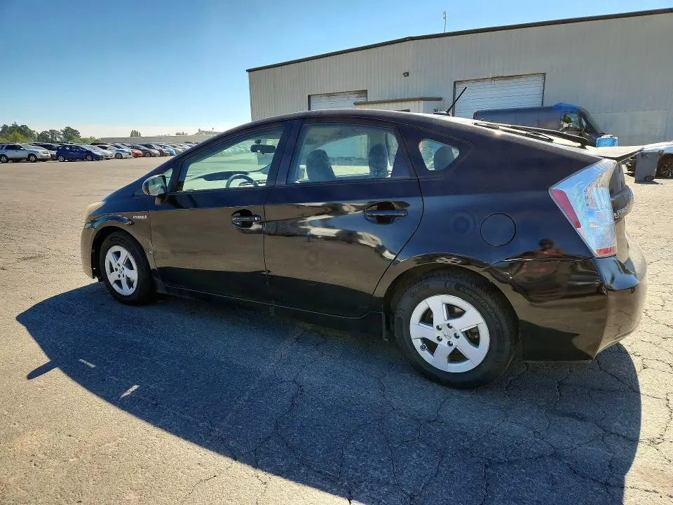 2011 TOYOTA PRIUS TWO  