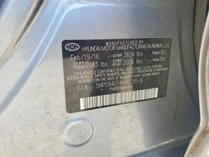 2017 HYUNDAI ELANTRA SE  