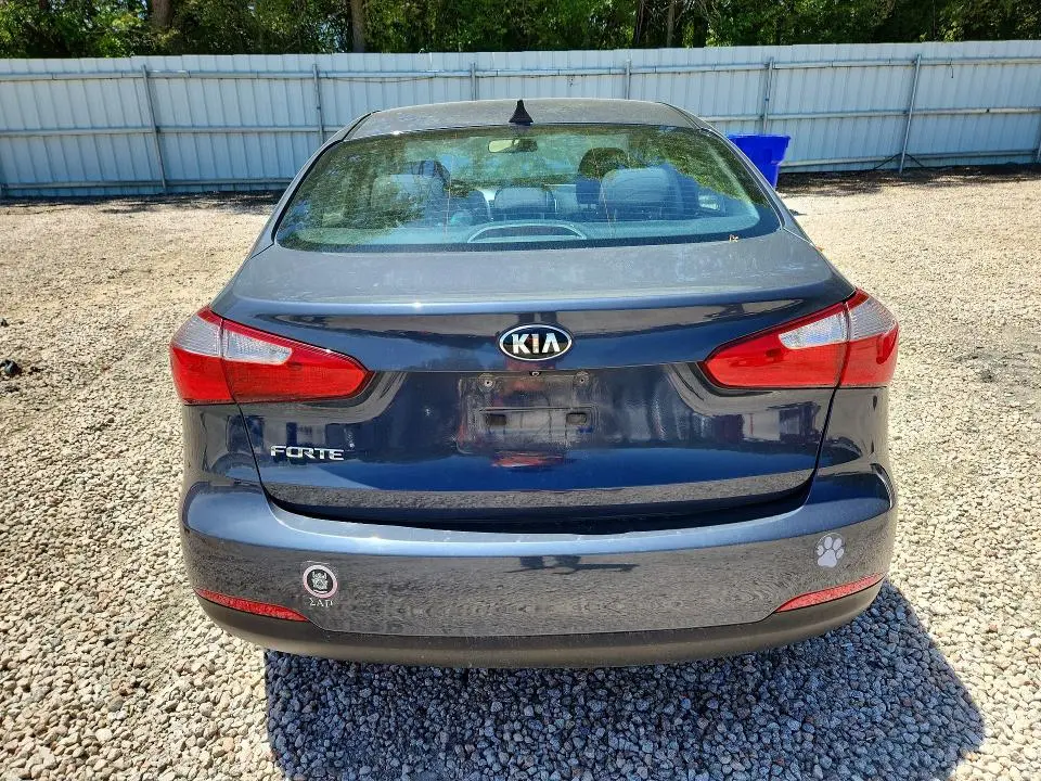 2016 KIA FORTE LX  