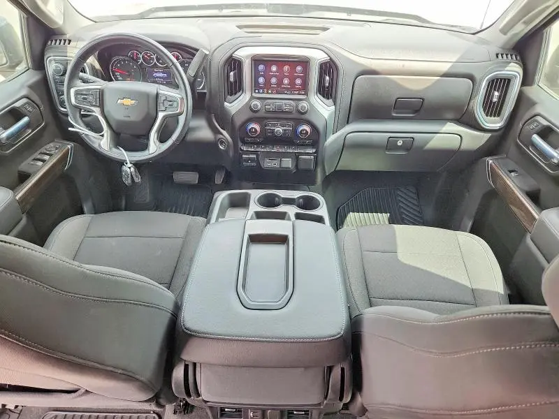 2021 CHEVROLET SILVERADO K1500 LT  