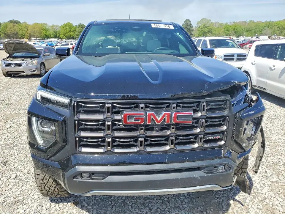 2025 GMC CANYON AT4  