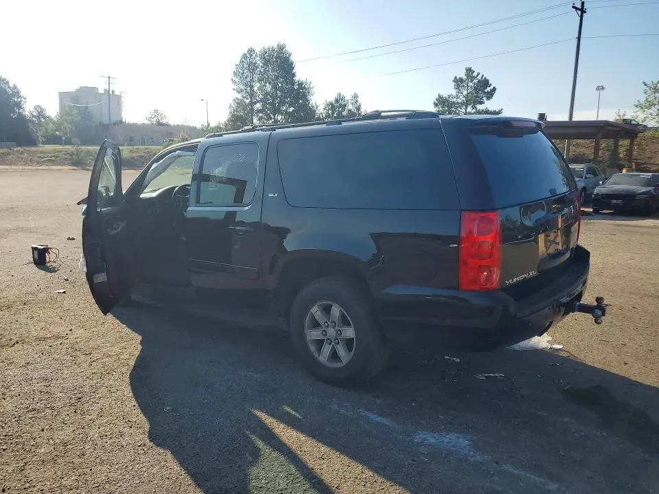2013 GMC YUKON XL K1500 SLT  