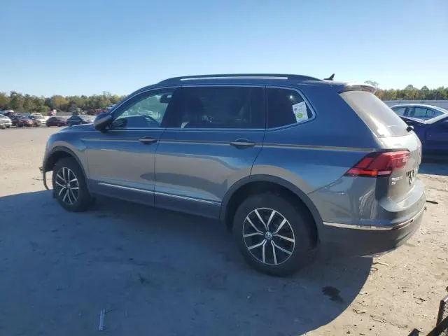 2021 VOLKSWAGEN TIGUAN SE  