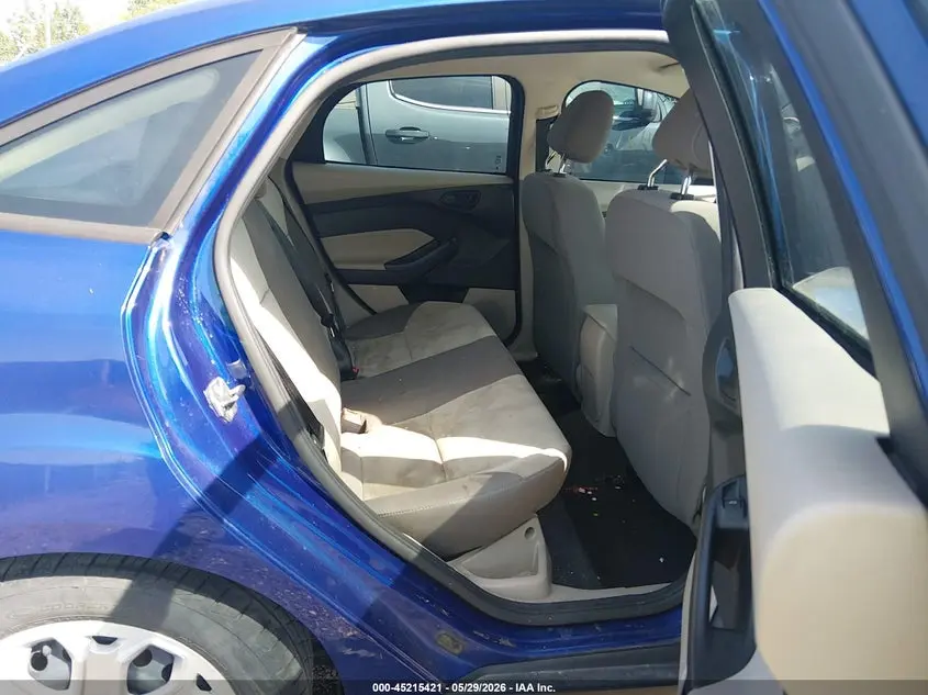 2012 FORD FOCUS SE