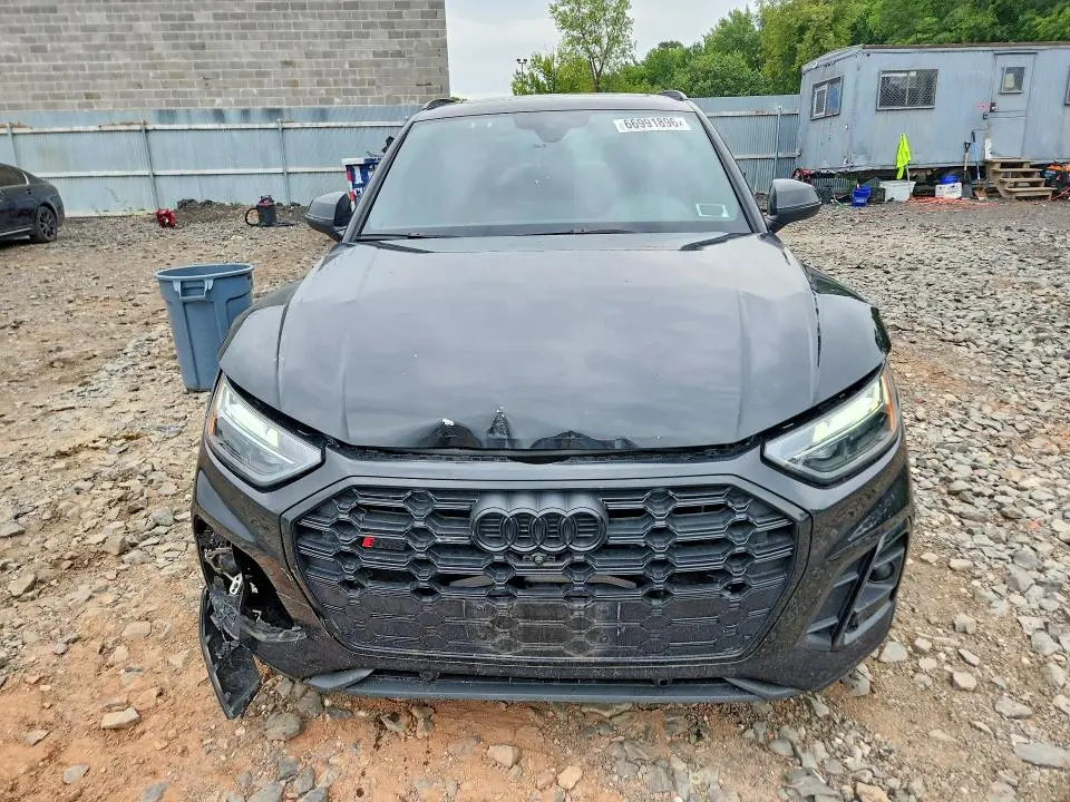 2024 AUDI SQ5 PREMIUM PLUS  