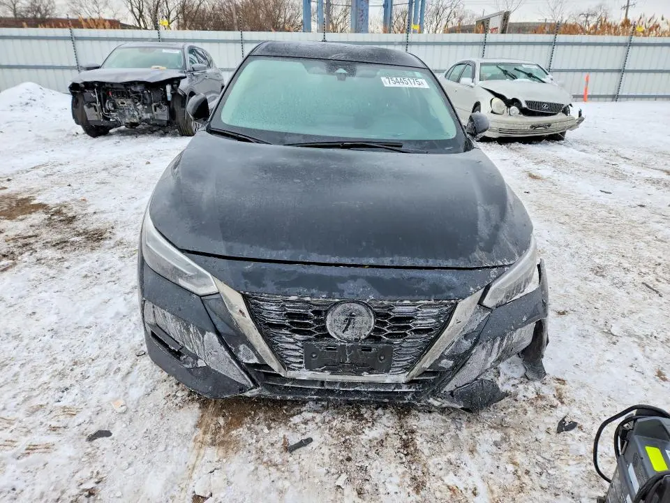 2023 NISSAN SENTRA SR  
