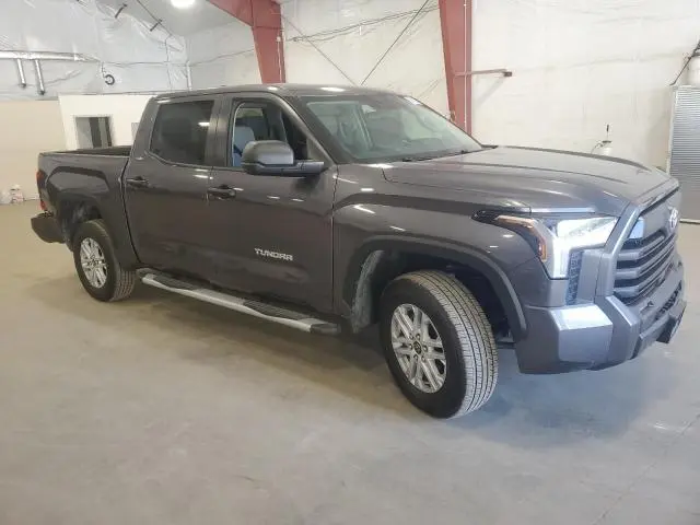 2024 TOYOTA TUNDRA CREWMAX SR  