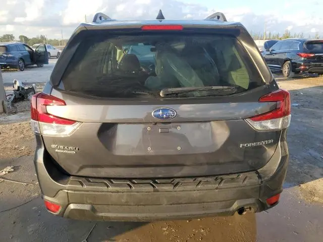 2023 SUBARU FORESTER PREMIUM  