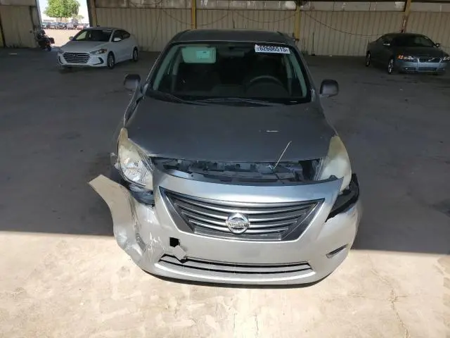 2014 NISSAN VERSA S  