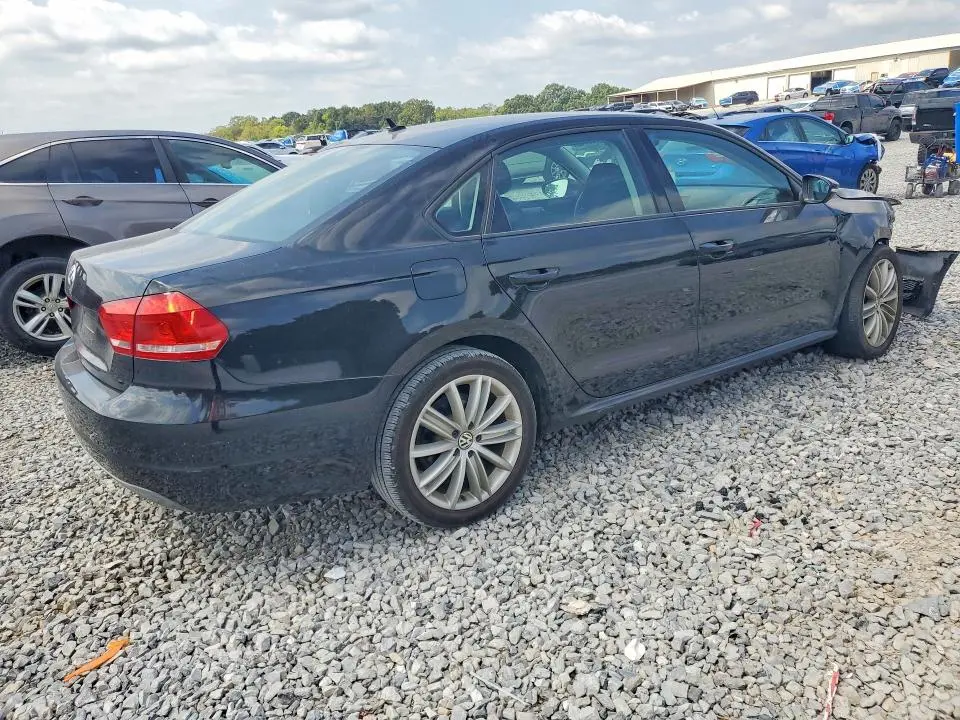2012 VOLKSWAGEN PASSAT S  