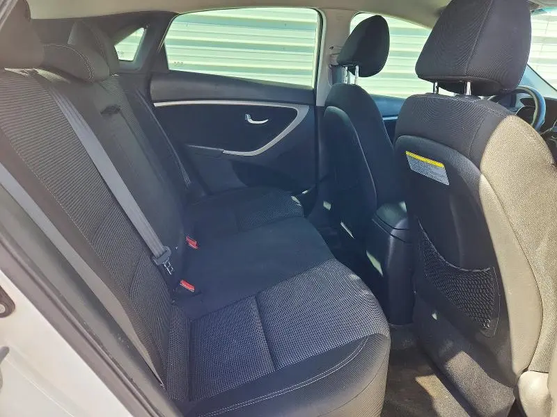 2013 HYUNDAI ELANTRA GT BASE  