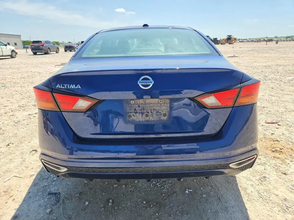 2019 NISSAN ALTIMA S  