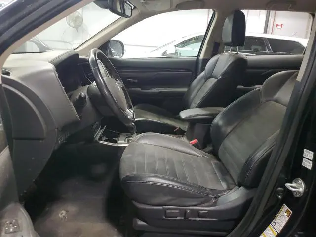 2020 MITSUBISHI OUTLANDER SE  