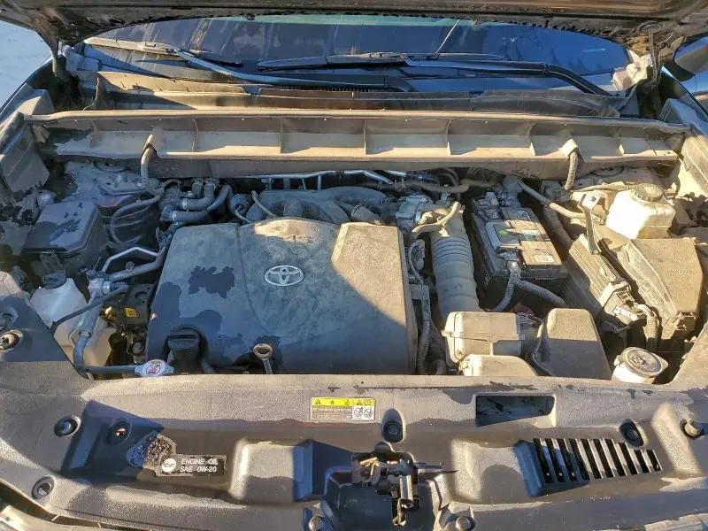 2021 TOYOTA HIGHLANDER XSE  