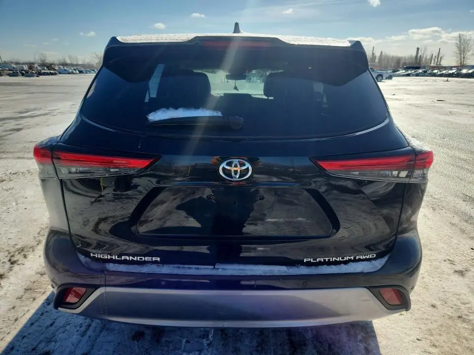 2021 TOYOTA HIGHLANDER PLATINUM  