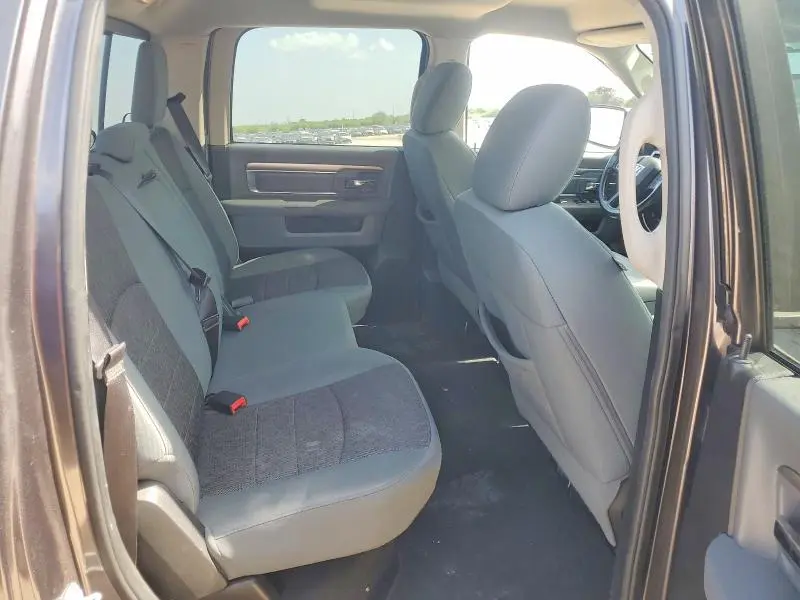 2014 RAM 1500 SLT  