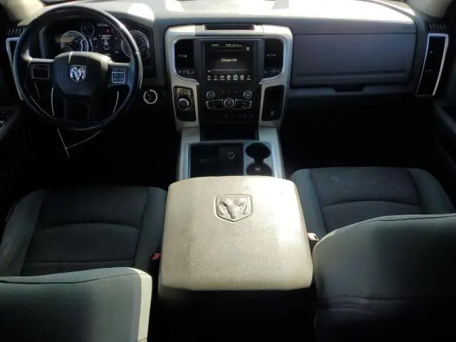 2015 RAM 1500 SLT  