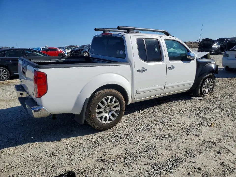 2012 NISSAN FRONTIER S  