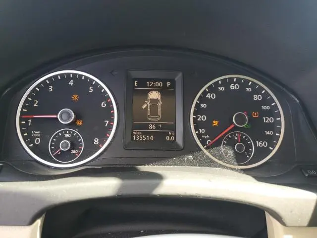 2011 VOLKSWAGEN TIGUAN S  