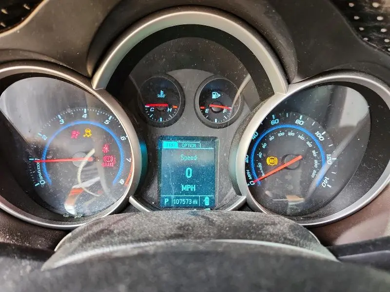 2015 CHEVROLET CRUZE LT  