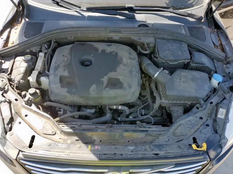 2016 VOLVO XC60 T5 PREMIER  