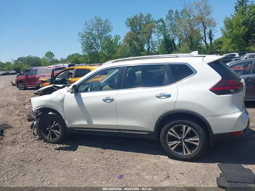 2018 NISSAN ROGUE SL