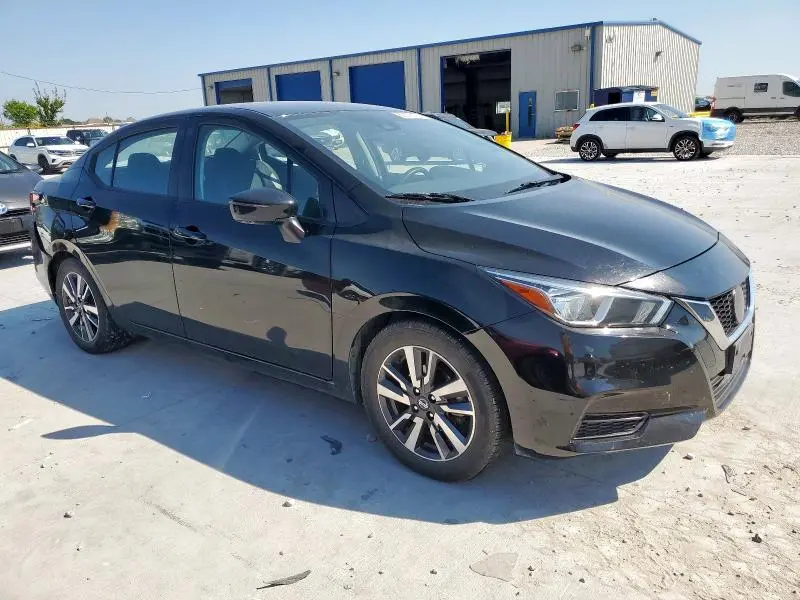 2020 NISSAN VERSA SV  