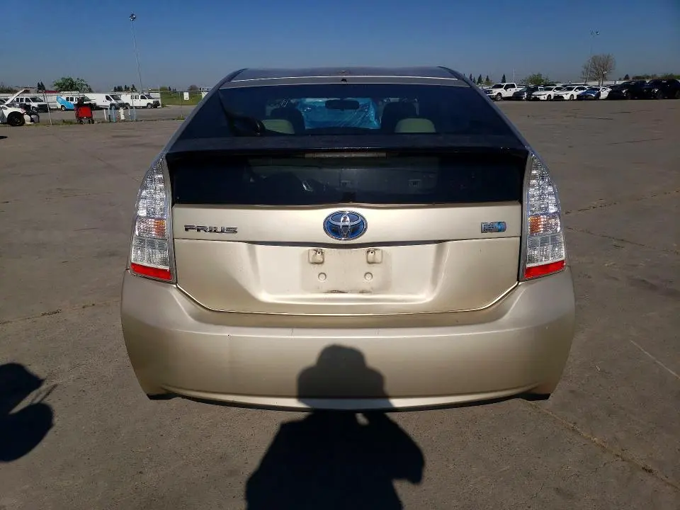 2010 TOYOTA PRIUS II  