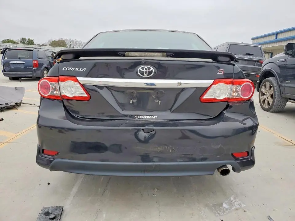 2013 TOYOTA COROLLA S  