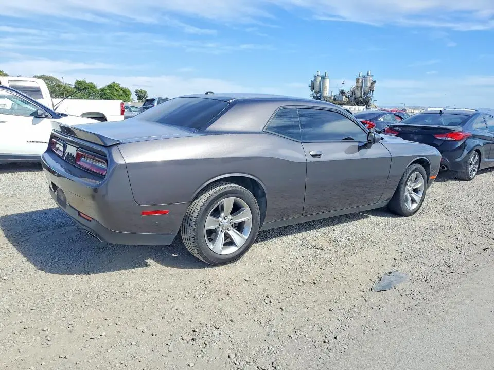 2020 DODGE CHALLENGER SXT  