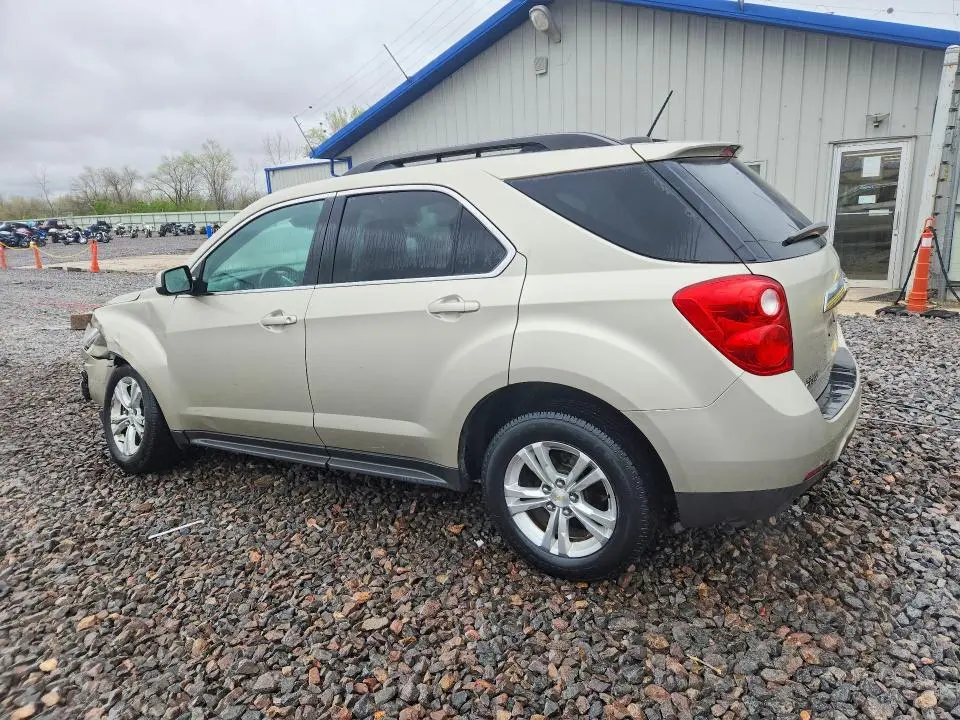 2015 CHEVROLET EQUINOX LT  