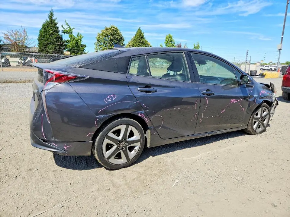 2017 TOYOTA PRIUS THREE TOURING  