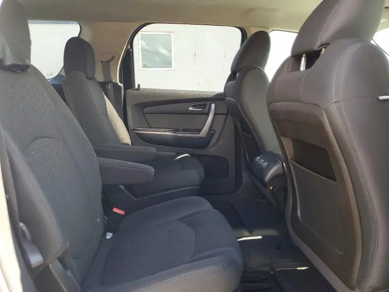 2011 GMC ACADIA SLE  
