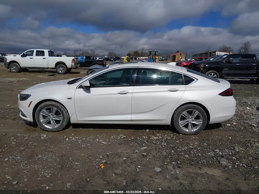 2019 BUICK REGAL SPORTBACK FWD PREFERRED