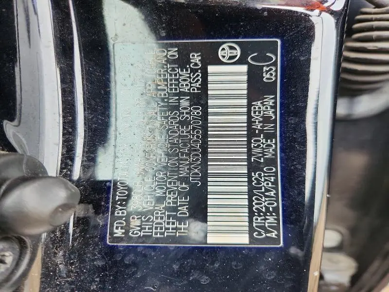 2013 TOYOTA PRIUS PERSONA SERIES SE  