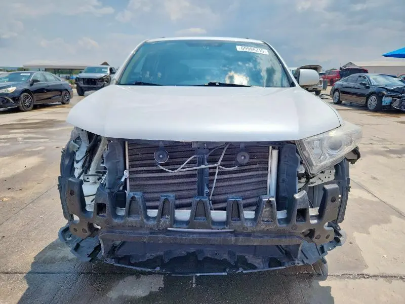 2011 TOYOTA HIGHLANDER BASE