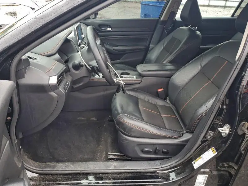 2021 NISSAN ALTIMA SR  