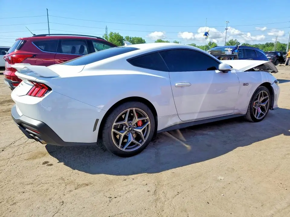 2026 FORD MUSTANG GT  