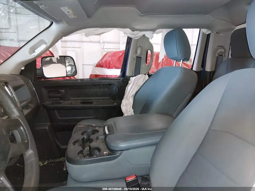 2017 RAM 1500 EXPRESS  4X4 6'4 BOX