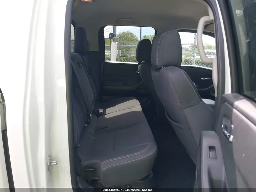 2022 NISSAN FRONTIER SV 4X2