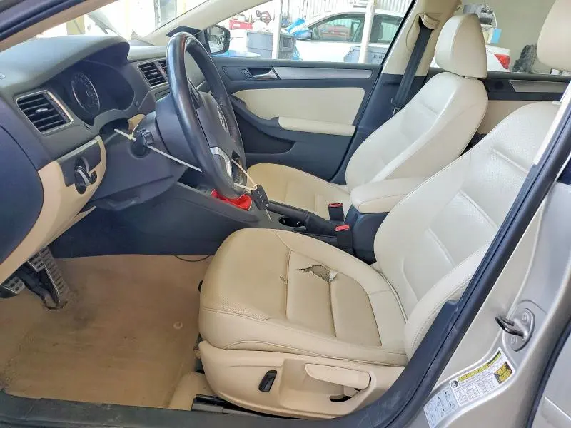 2013 VOLKSWAGEN JETTA TDI  