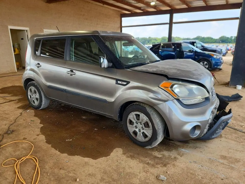 2013 KIA SOUL BASE  