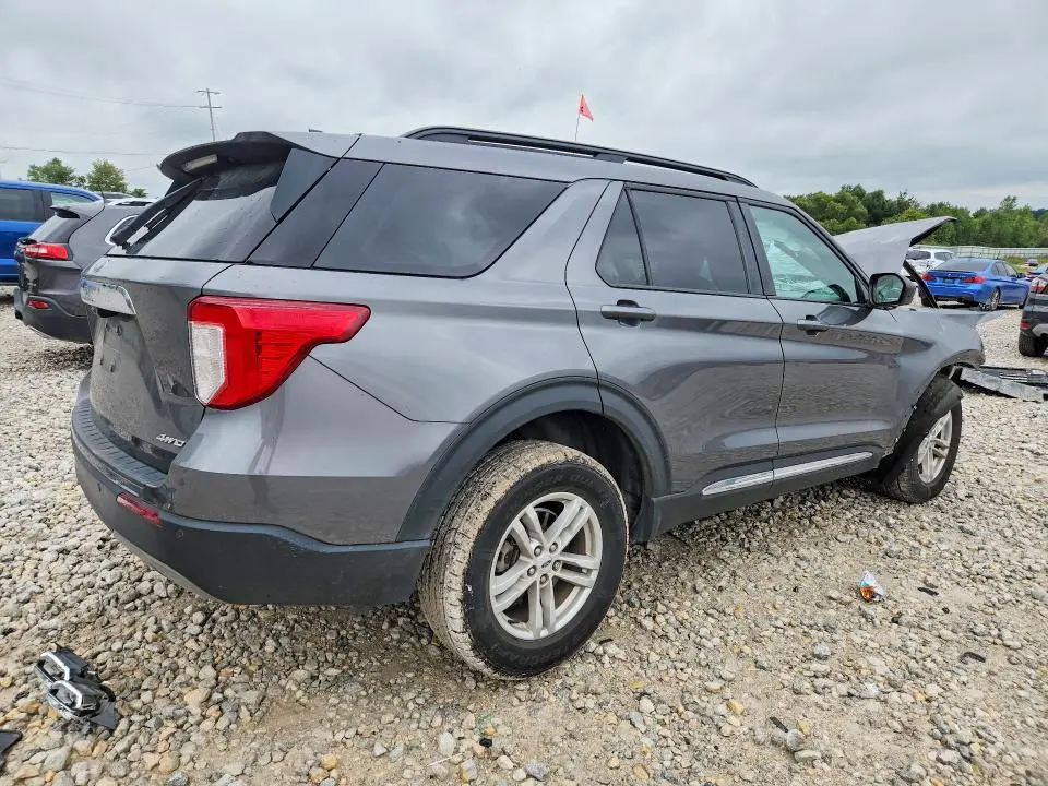 2023 FORD EXPLORER XLT  