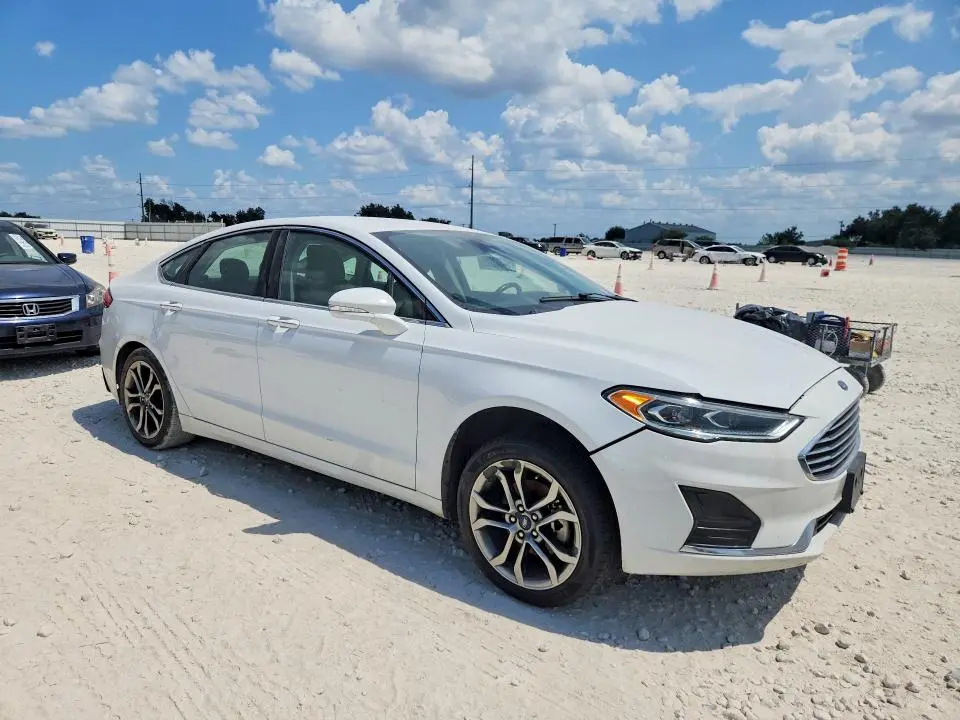 2019 FORD FUSION SEL  