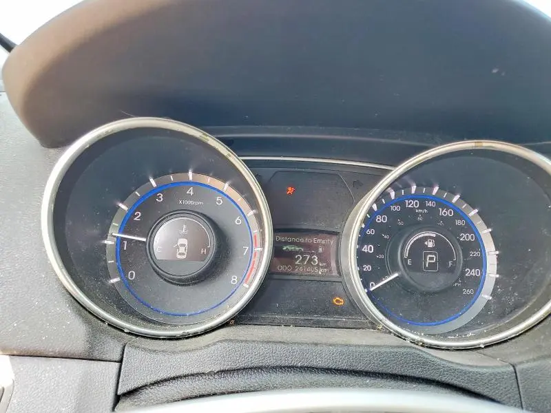 2012 HYUNDAI SONATA GLS  
