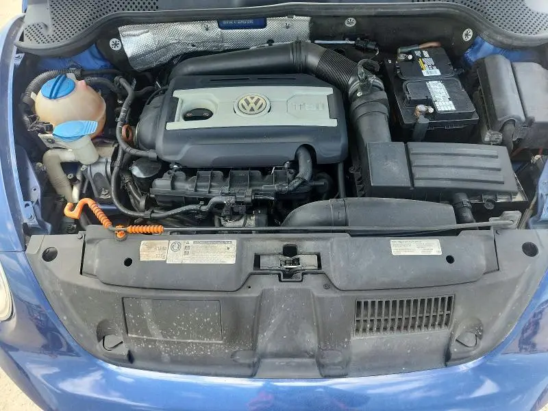 2013 VOLKSWAGEN BEETLE TURBO  