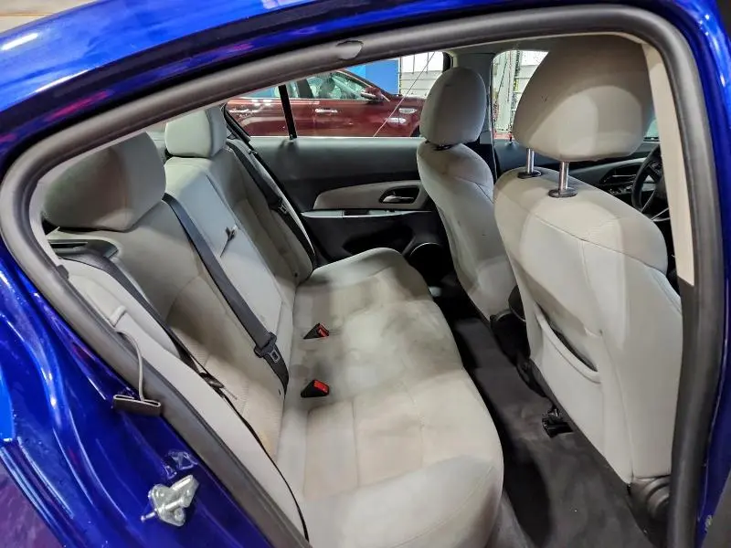 2012 CHEVROLET CRUZE LT  