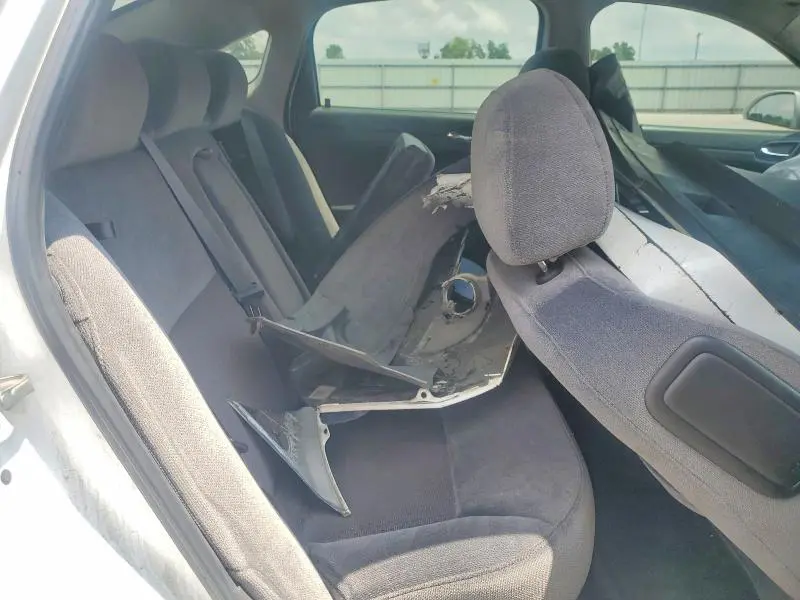 2010 CHEVROLET IMPALA LT  