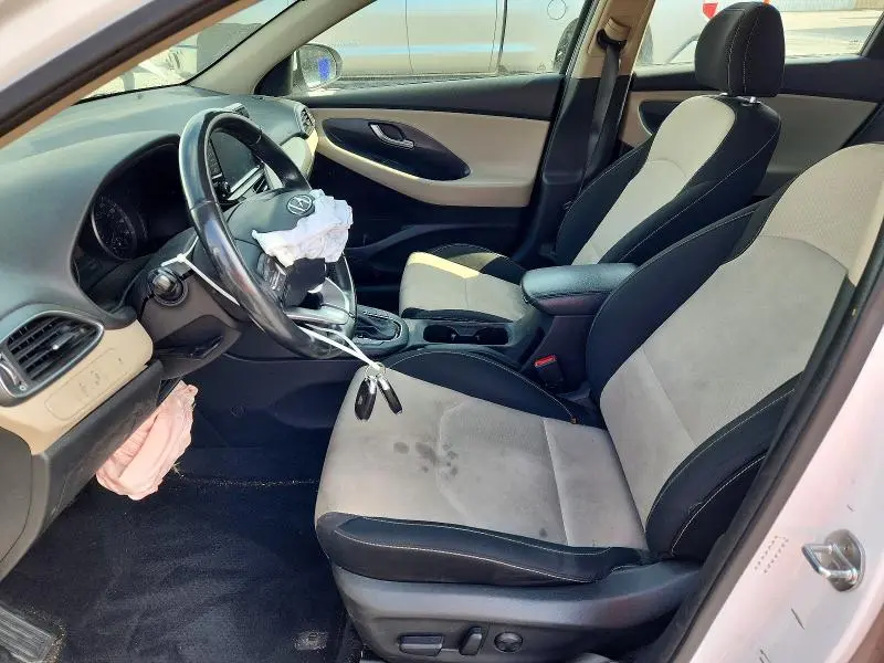 2018 HYUNDAI ELANTRA GT BASE  